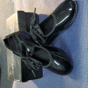 Theatricals T9015C Ribbon Tie Tap Shoes